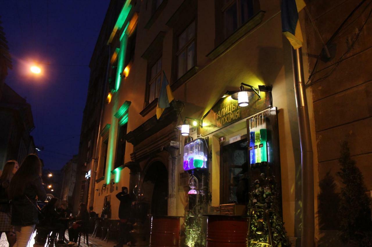 Apartment On Rynok Square Lvov Exteriér fotografie
